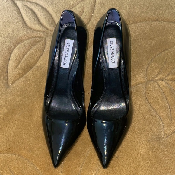 Gorgeous stilettos - Picture 2 of 10